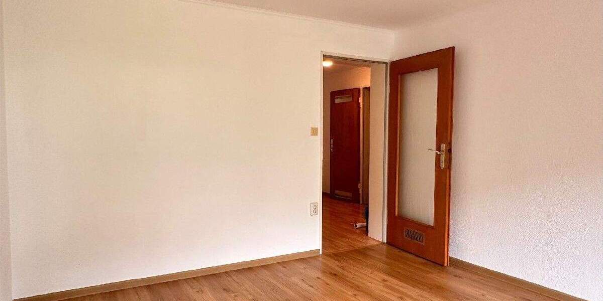 Schwanenstraße: Schnuckelige Wohnung mit Terrasse im Gartengeschoss 1 zimmer