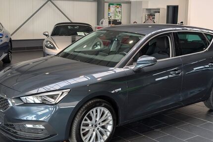 Seat Leon 102.000 km 18.900 &euro; Weinheim 69469