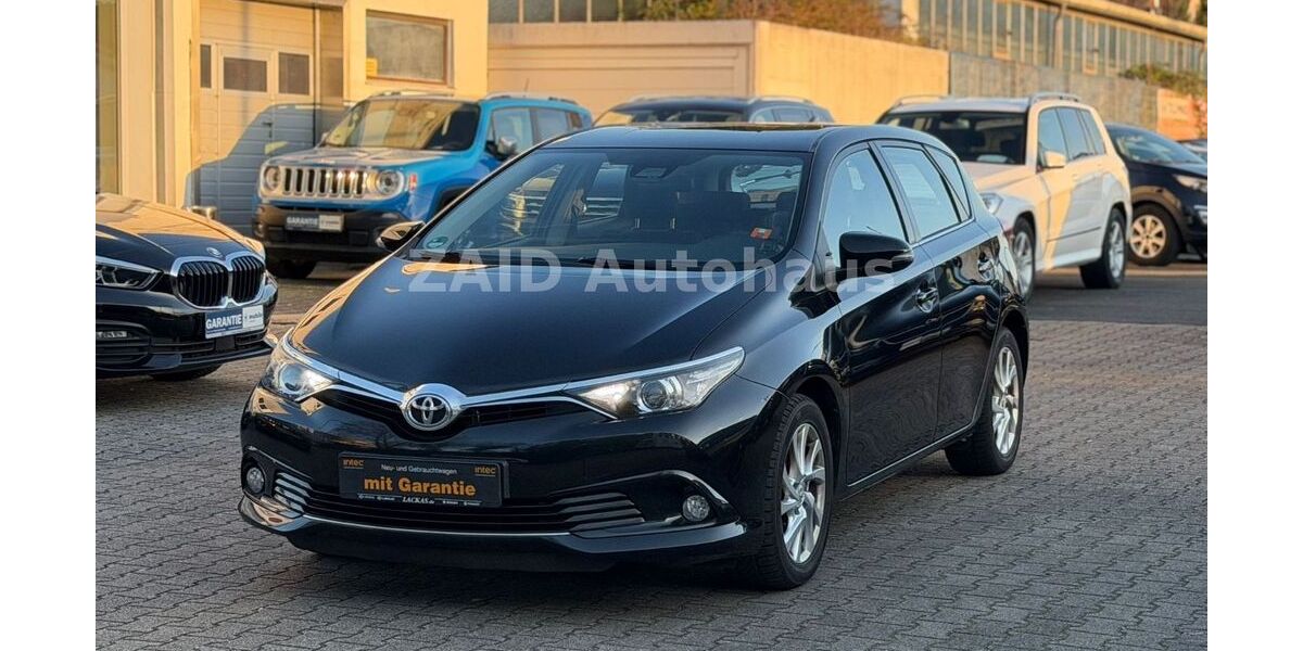 Toyota Auris 158.000 km 9.999 &euro; Wiesloch 69168