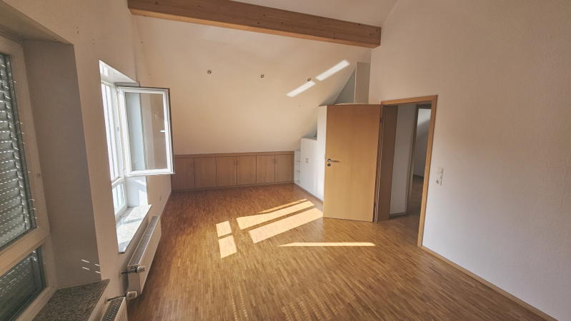 ObjNr:19759 - Attraktives Wohnen im gepflegten EFH mit Garten, Terrasse, Balkon und Garage in LU-Maudach - Einfamilienhaus Ludwigshafen am Rhein Mundenheim | Angebot:23602603