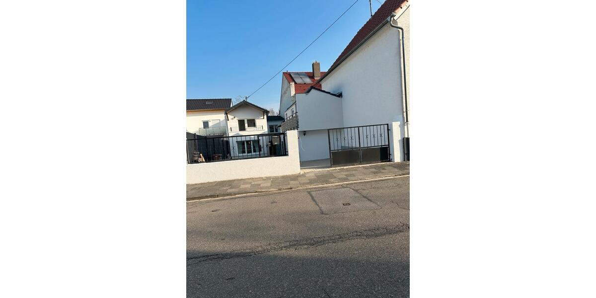 Komplett Saniertes Einfamilienhaus mit 4 Zimmer in Lu-Maudach 4 zimmer