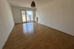 2er3er-WG oder kleine Familie gesucht! Große Wohnung mit zwei Balkonen