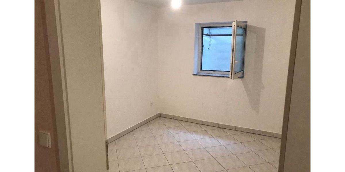 Etagenwohnung Viernheim - 2 Zimmer, 70 m&sup2;, 700&euro; | Angebot:26364536
