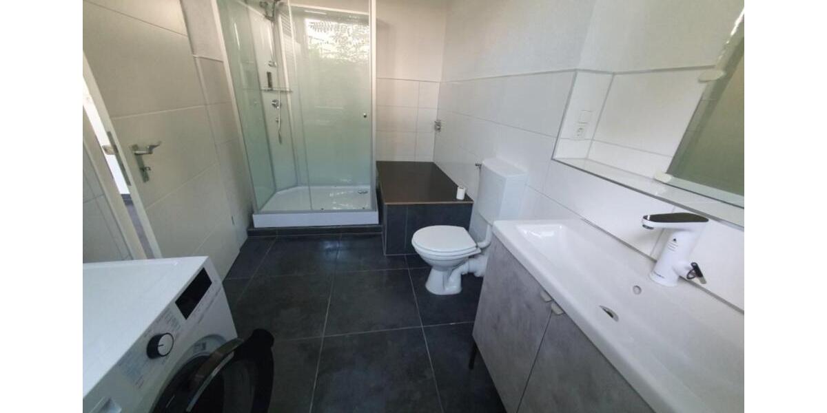 Etagenwohnung Ludwigshafen am Rhein Ludwigshafen-Oggersheim - 1 Zimmer, 85 m&sup2;, 650&euro; | Angebot:25397520