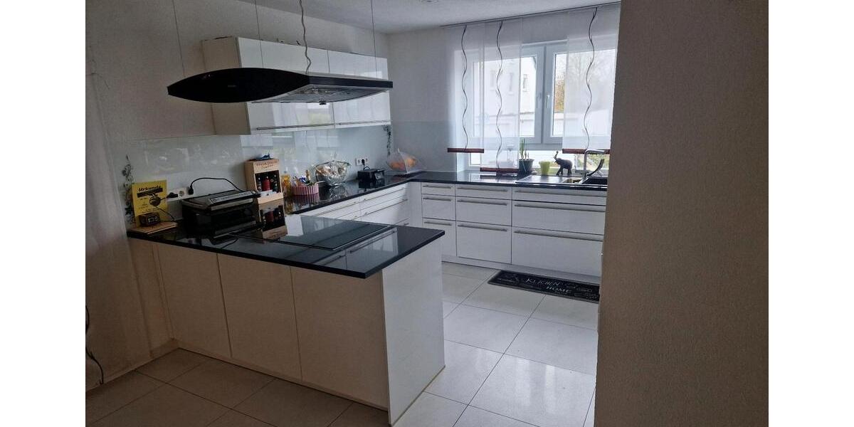 Doppelhaushälfte Sinsheim - 9 Zimmer, 245 m&sup2;, 799.000&euro; | Angebot:25478547