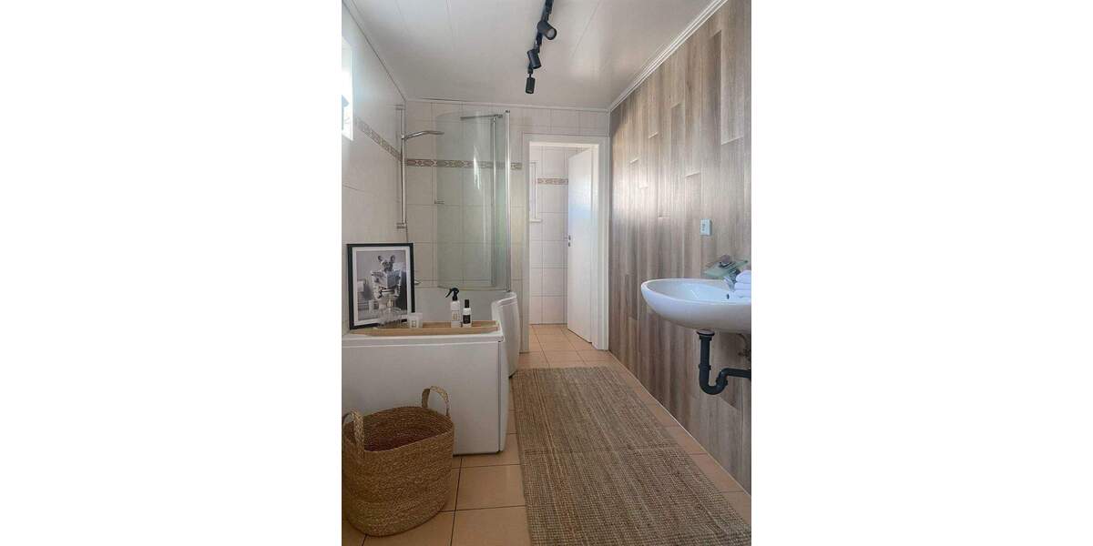 Etagenwohnung Ketsch - 3 Zimmer, 92 m&sup2;, 275.000&euro; | Angebot:25467612