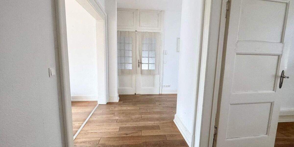 Etagenwohnung Ladenburg - 5 Zimmer, 160 m&sup2;, 2.100&euro; | Angebot:25073346