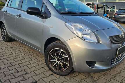 Toyota Yaris 147.000 km 2.999 &euro; Ludwigshafen 67071