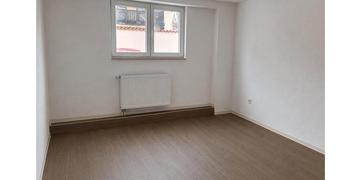 Erdgeschoßwohnung Mutterstadt - 4 Zimmer, 90 m&sup2;, 199.000&euro; | Angebot:26614503