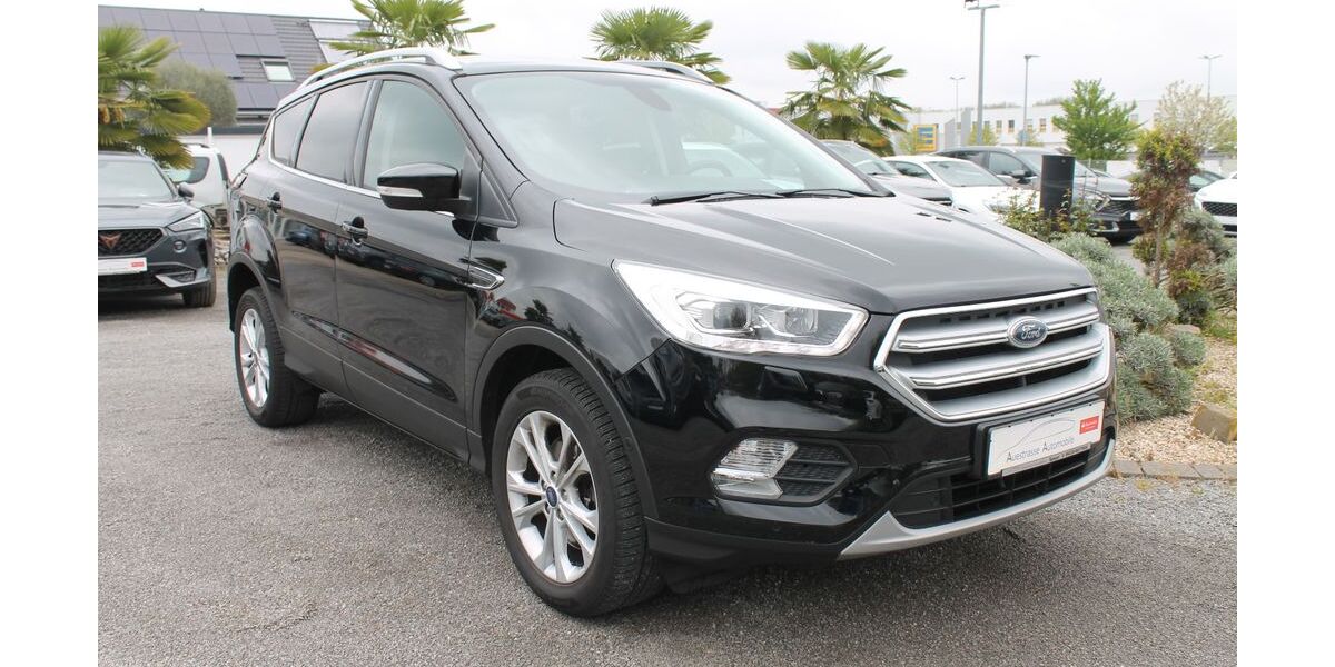 Ford Kuga 59.000 km 17.490 &euro; Speyer 67346
