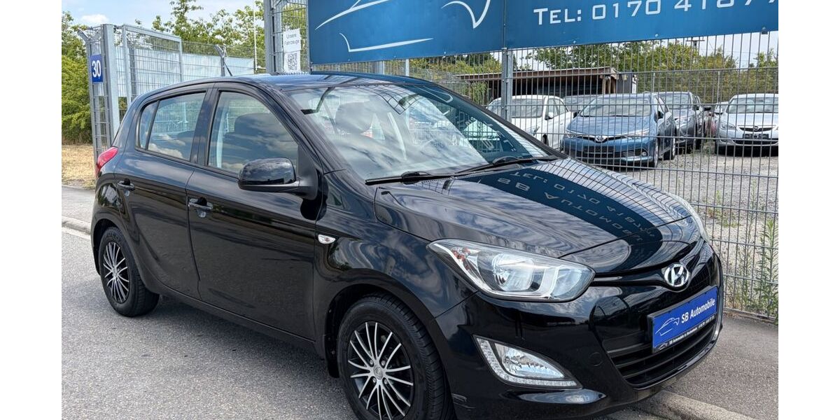 Hyundai i20 120.000 km 4.490 &euro; Hockenheim 68766