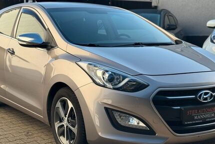 Hyundai i30 129.000 km 9.950 &euro; Mannheim 68199