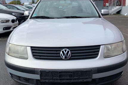 VW Passat 183.000 km 1.800 € Mannheim 68309