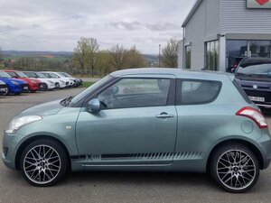 Suzuki Swift 3-Türer 1.2 Club Alufelgen Klima 72.970 km 5.990 &euro; Obrigheim-Asbach 74847