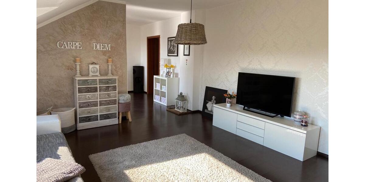 Dachgeschoßwohnung Philippsburg - 4 Zimmer, 101 m&sup2;, 345.000&euro; | Angebot:26907983