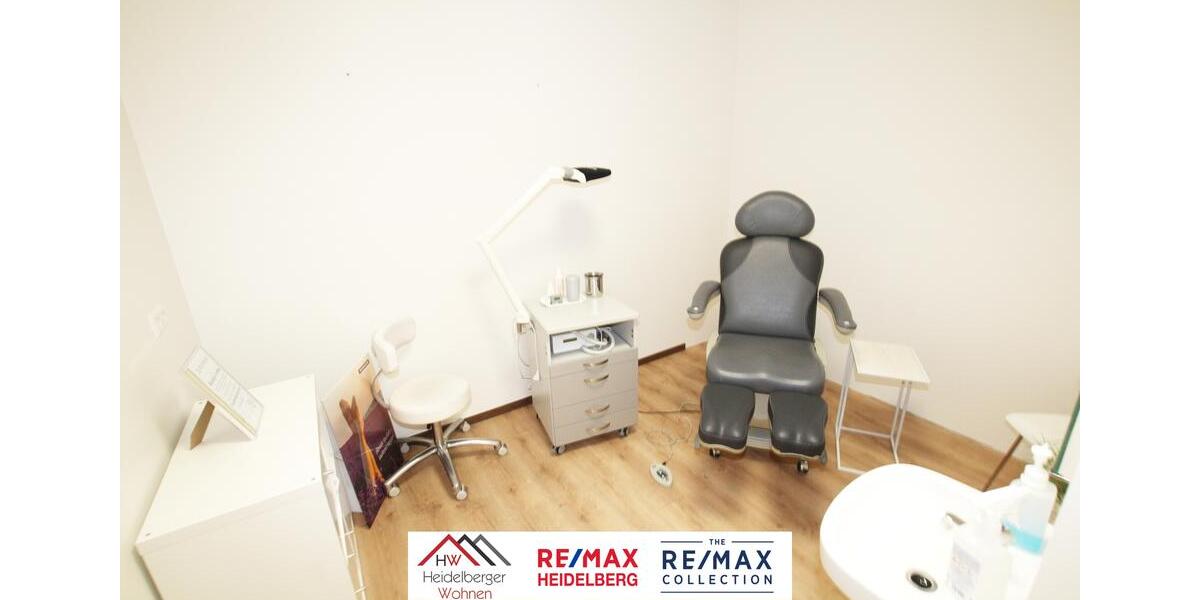 Attraktive Büro- Praxisfläche, 150m² Gewerbefläche, inkl. 5 Stellplätzen in sehr guter Lage von Wiesloch zu vermieten zimmer