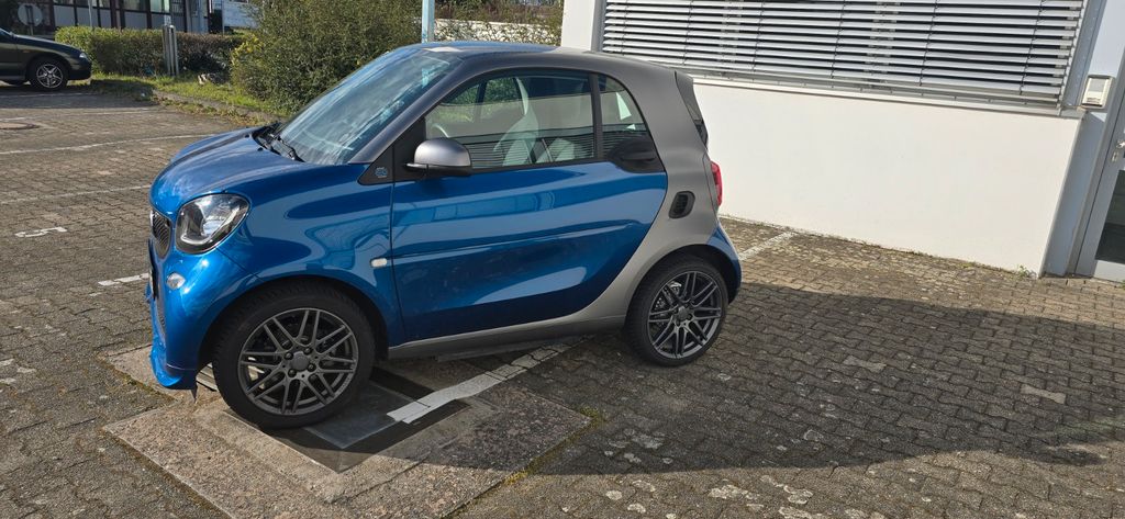 Smart ForTwo 22.500 km 12.000 € Mannheim 68163