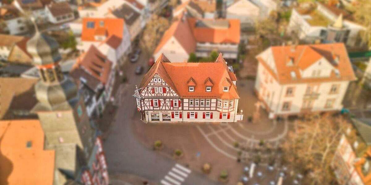 Historisches Fachwerk trifft modernes Wohngefühl mit Terrasse und Garten! 8 zimmer