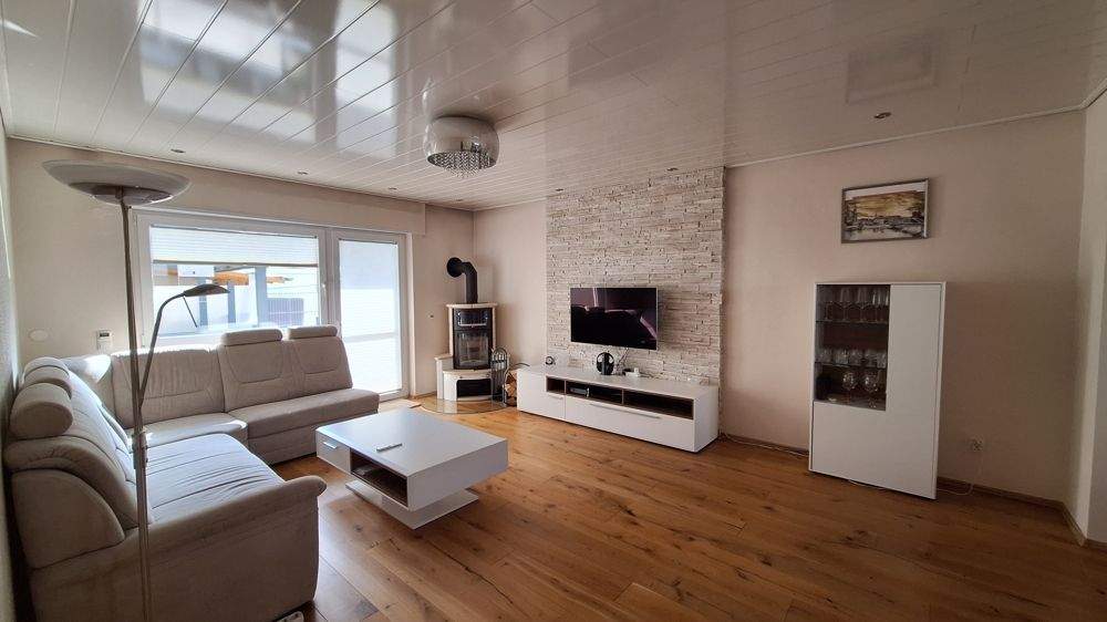 Etagenwohnung Viernheim - 3 Zimmer, 92 m&sup2;, 1.080&euro; | Angebot:25684687