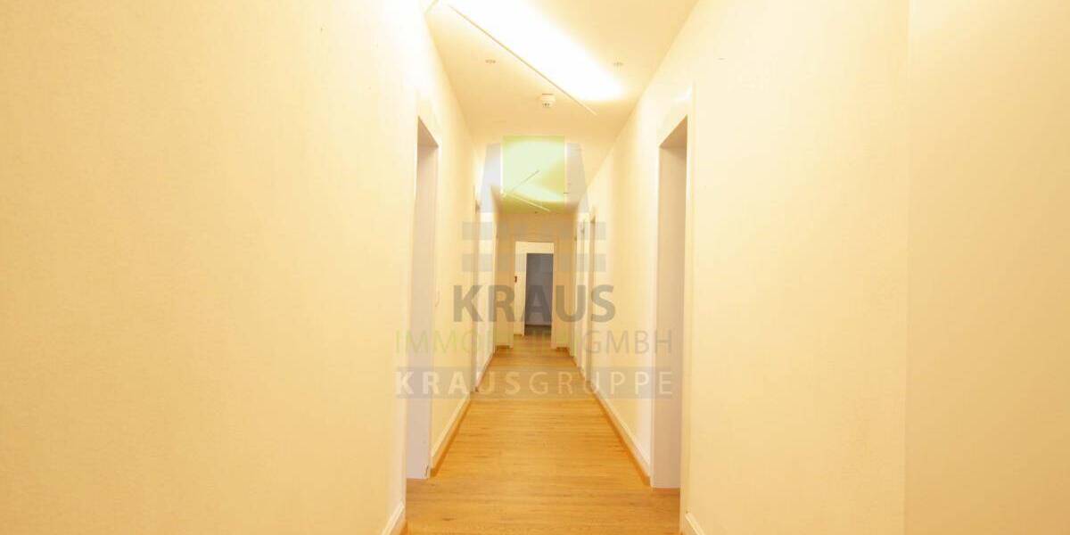 Gewerbeobjekt Heidelberg Bergheim - 9 Zimmer, 185 m&sup2;, 3.340&euro; | Angebot:24027708