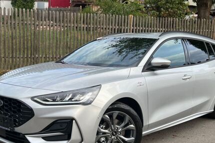 Ford Focus 5.500 km 23.100 &euro; Wald-Michelbach 69483