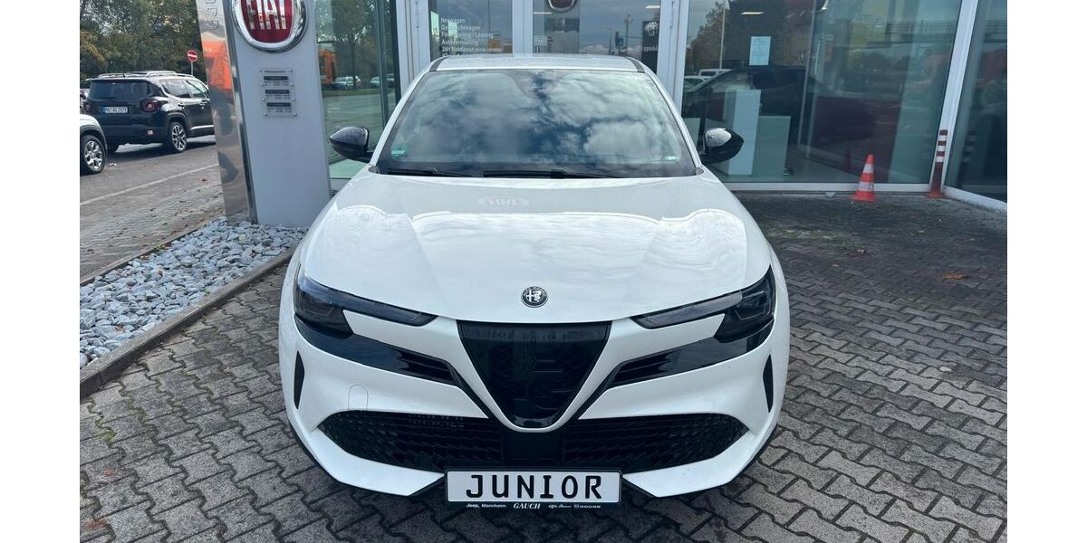 Alfa Romeo Junior 3.800 km 26.990 &euro; Mannheim 68169