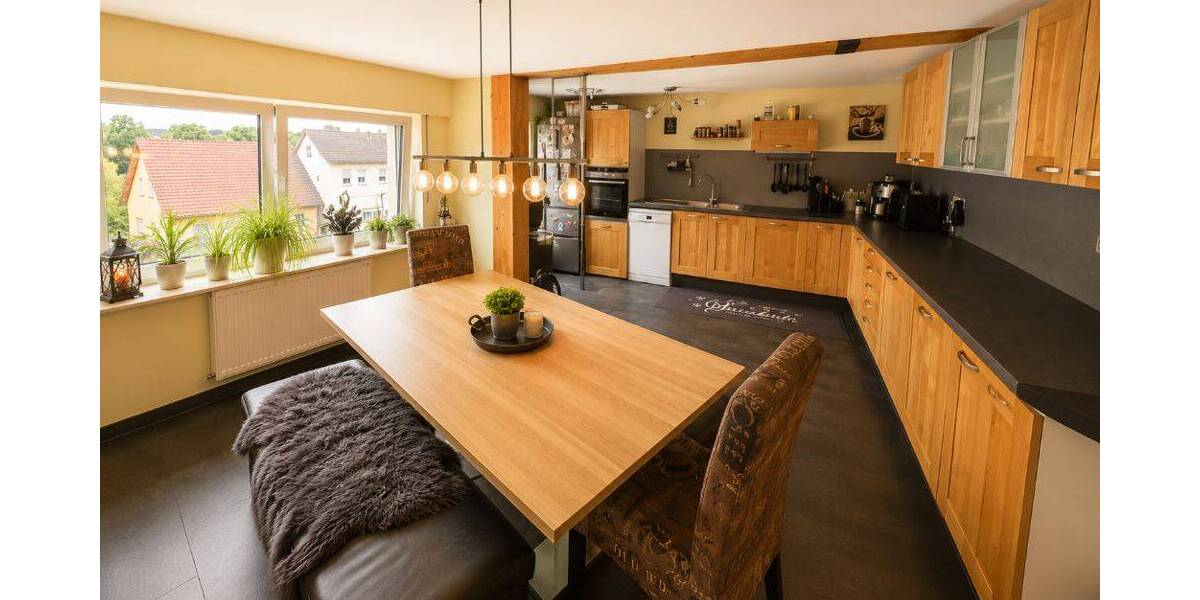 Einfamilienhaus Sinsheim / Waldangelloch Waldangelloch - 9 Zimmer, 249 m&sup2;, 299.000&euro; | Angebot:26862718