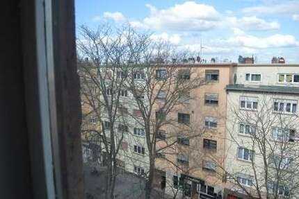 Wohnung Ludwigshafen Ludwigshafen-Hemshof - 3 Zimmer, 93 m&sup2;, 1.000&euro; | Angebot:26491141