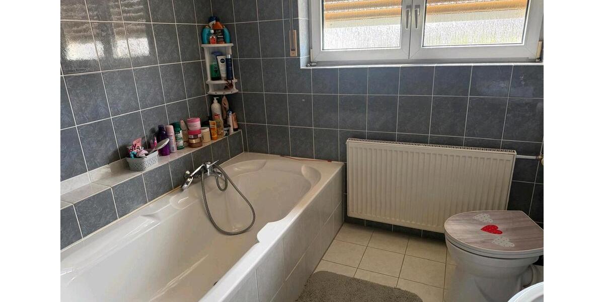 Etagenwohnung Eppelheim - 5 Zimmer, 120 m&sup2;, 1.710&euro; | Angebot:26276871