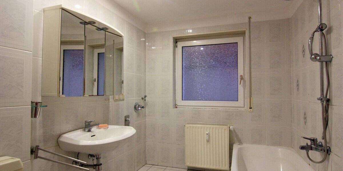 Etagenwohnung Schönau - 4 Zimmer, 106 m&sup2;, 910&euro; | Angebot:26706876