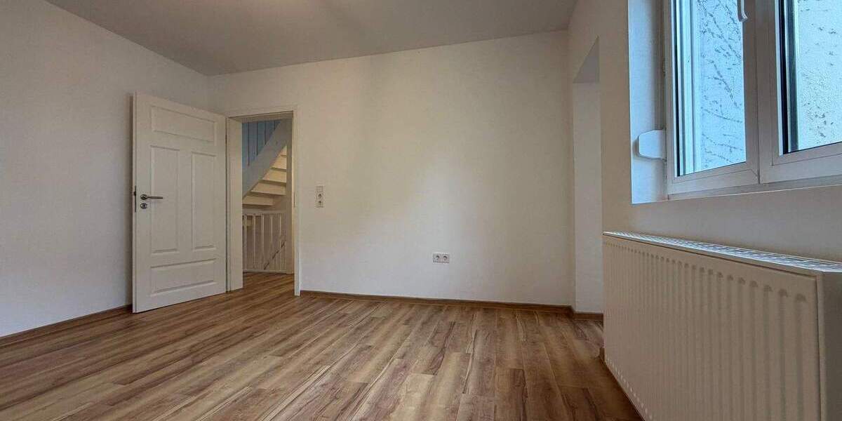 Einfamilienhaus Mannheim Neckarstadt - 5 Zimmer, 95 m&sup2;, 450.000&euro; | Angebot:25601268