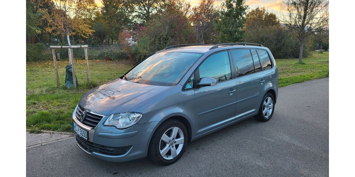 VW Touran 174.500 km 4.900 &euro; Heidelberg 69126