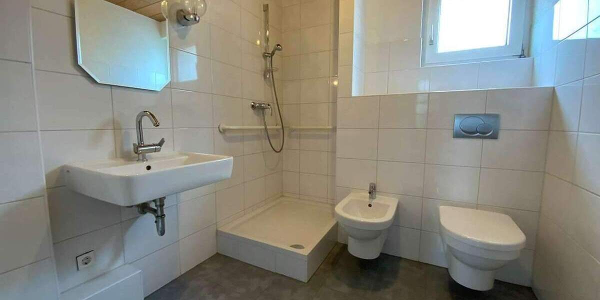 Mehrfamilienhaus, Wohnhaus St. Leon-Rot Rot - 7 Zimmer, 150 m&sup2;, 439.000&euro; | Angebot:25388398