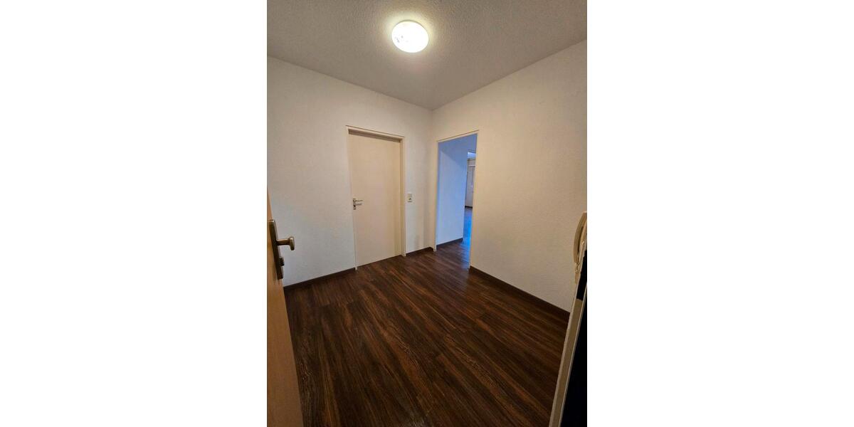 Etagenwohnung Ludwigshafen am Rhein Edigheim - 2.5 Zimmer, 65 m&sup2;, 119.000&euro; | Angebot:25403722