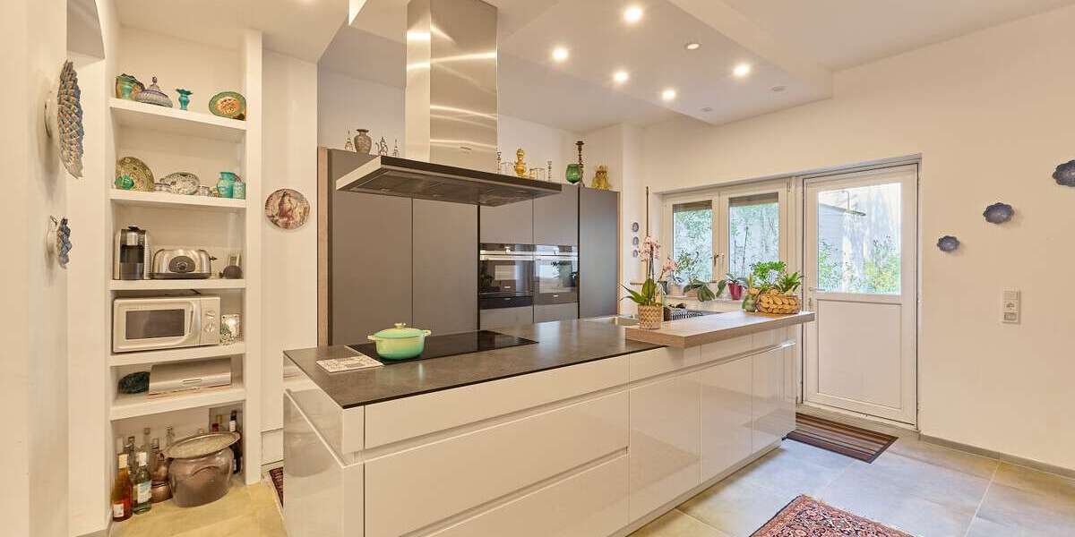 Etagenwohnung Heidelberg Handschuhsheim - 6.5 Zimmer, 182 m&sup2;, 1.050.000&euro; | Angebot:26402128
