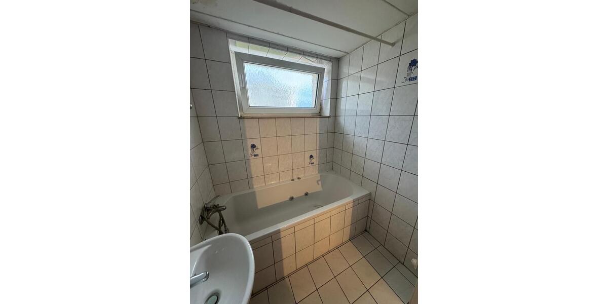 Etagenwohnung Ludwigshafen am Rhein Ludwigshafen-Oggersheim - 3 Zimmer, 73 m&sup2;, 230.000&euro; | Angebot:27122019