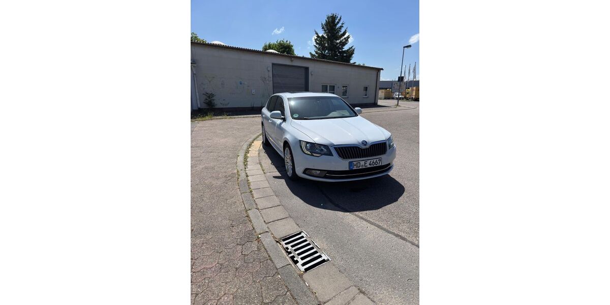 Skoda Superb 120.000 km 13.200 &euro; Heidelberg 69126