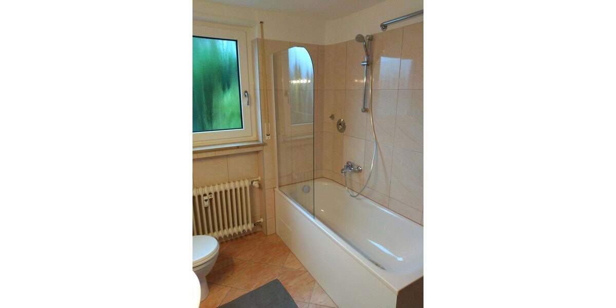 Etagenwohnung Leimen - 2 Zimmer, 66 m&sup2;, 990&euro; | Angebot:25572800