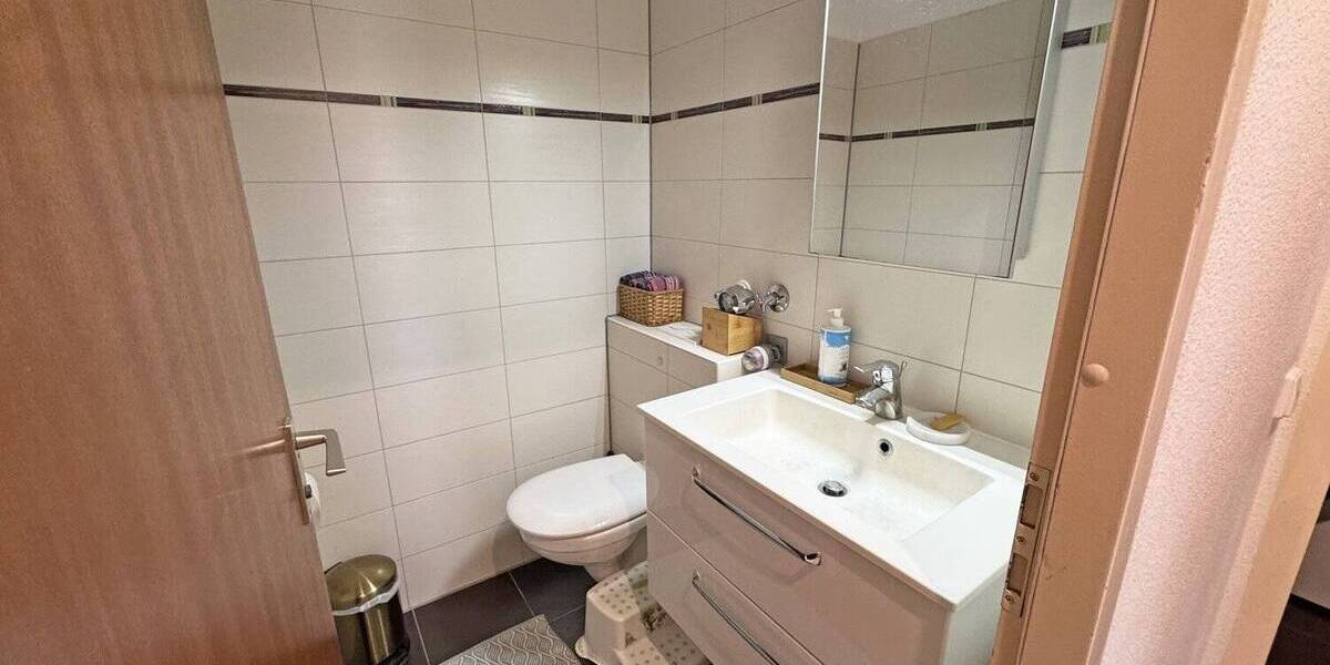 Etagenwohnung Heidelberg Emmertsgrund - 3 Zimmer, 90 m&sup2;, 260.000&euro; | Angebot:25663544