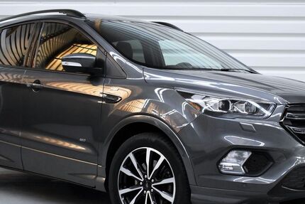 Ford Kuga 33.000 km 20.990 &euro; Forst 76694