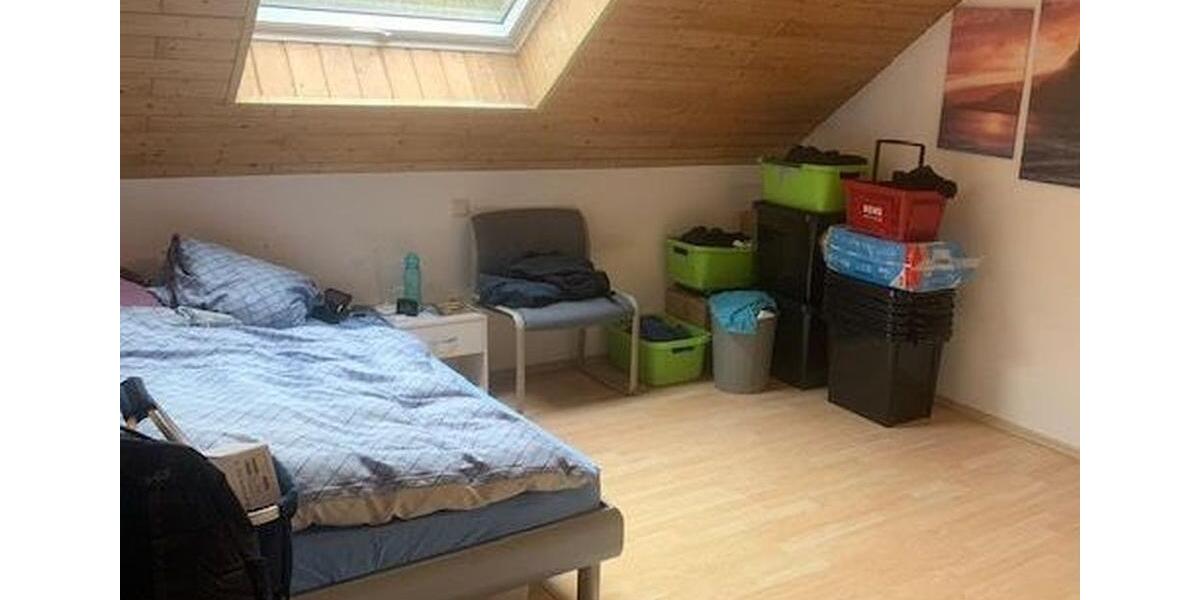 Dachgeschoßwohnung Neckarbischofsheim - 3 Zimmer, 70 m&sup2;, 150.000&euro; | Angebot:26958540