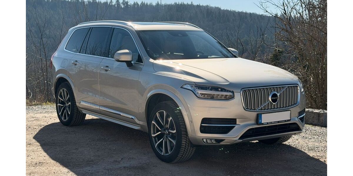 Volvo XC90 81.300 km 33.490 &euro; Mannheim 68165