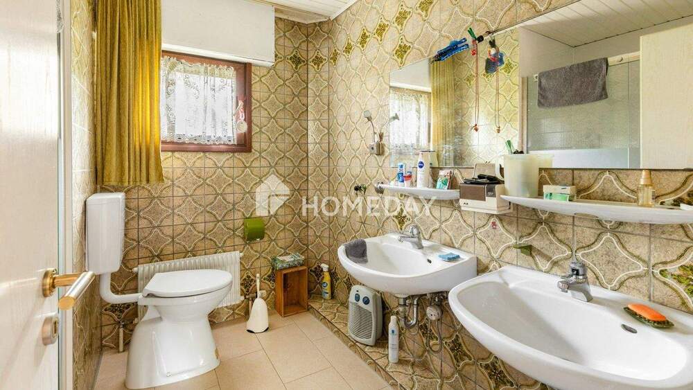 Viel Platz fürs Familienleben: EFH mit ELW & traumhaftem Gartenparadies im Ortsteil Dilsberg 1 zimmer