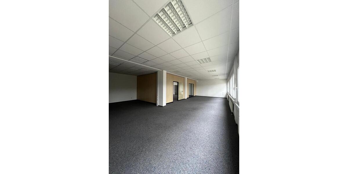 Gewerbeobjekt Sankt Leon-Rot Rot - 1.200&euro; | Angebot:23661702