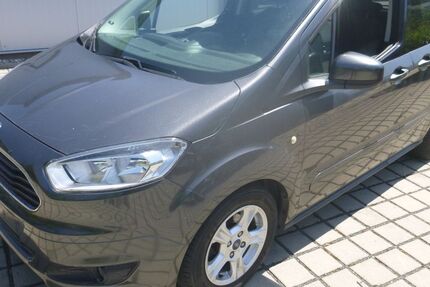 Ford Tourneo Courier 97.000 km 6.500 &euro; Lampertheim 68623
