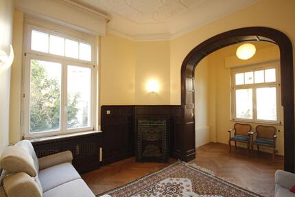 Stilvoller Altbau-Büroraum für konzentriertes Arbeiten zimmer