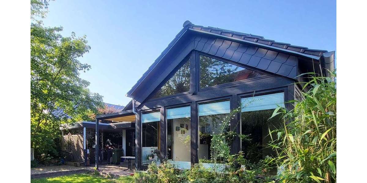 Einfamilienhaus Sandhausen - 5.5 Zimmer, 175 m&sup2;, 880.000&euro; | Angebot:27101000