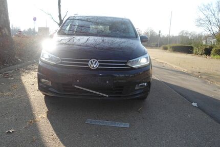 VW Touran 80.000 km 15.600 &euro; Ludwigshafen 67069
