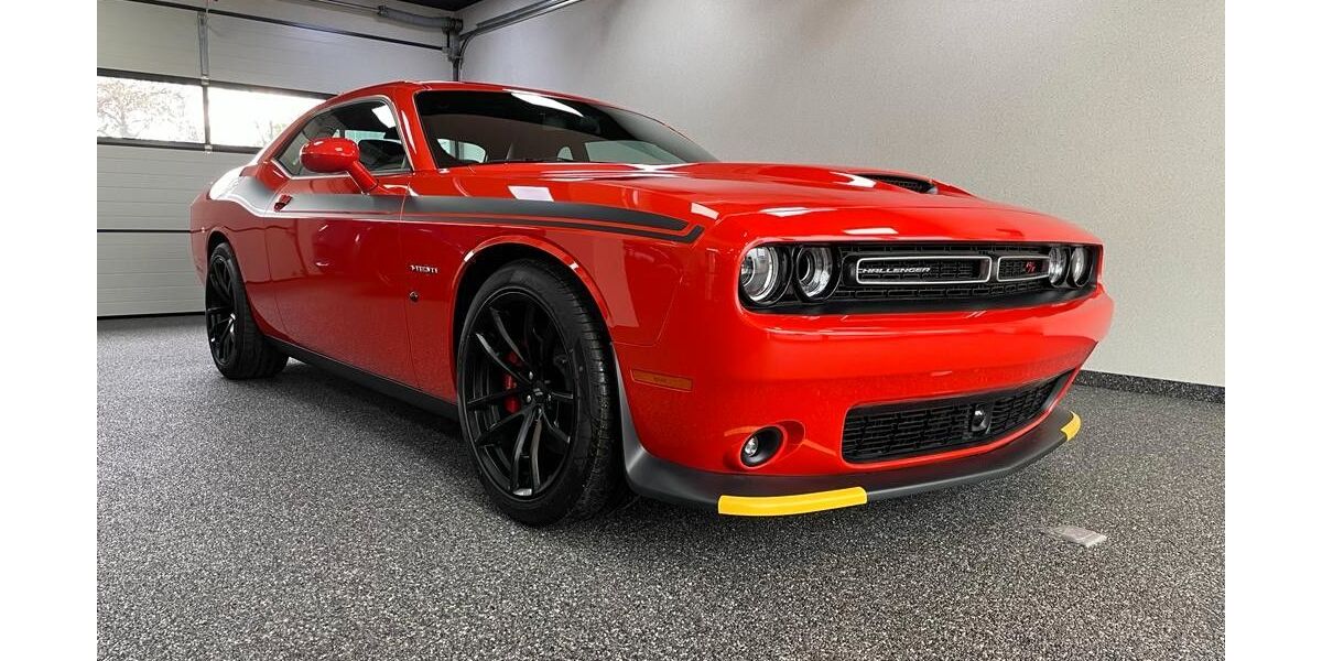 Dodge Challenger 12.748 km 49.600 &euro; Mannheim 68309