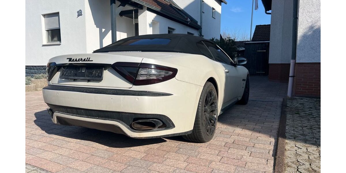 Maserati GranCabrio 74.000 km 39.500 &euro; Mannheim 68305